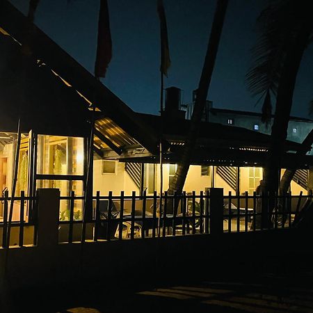 Winston Sea Front Villa Негомбо Экстерьер фото